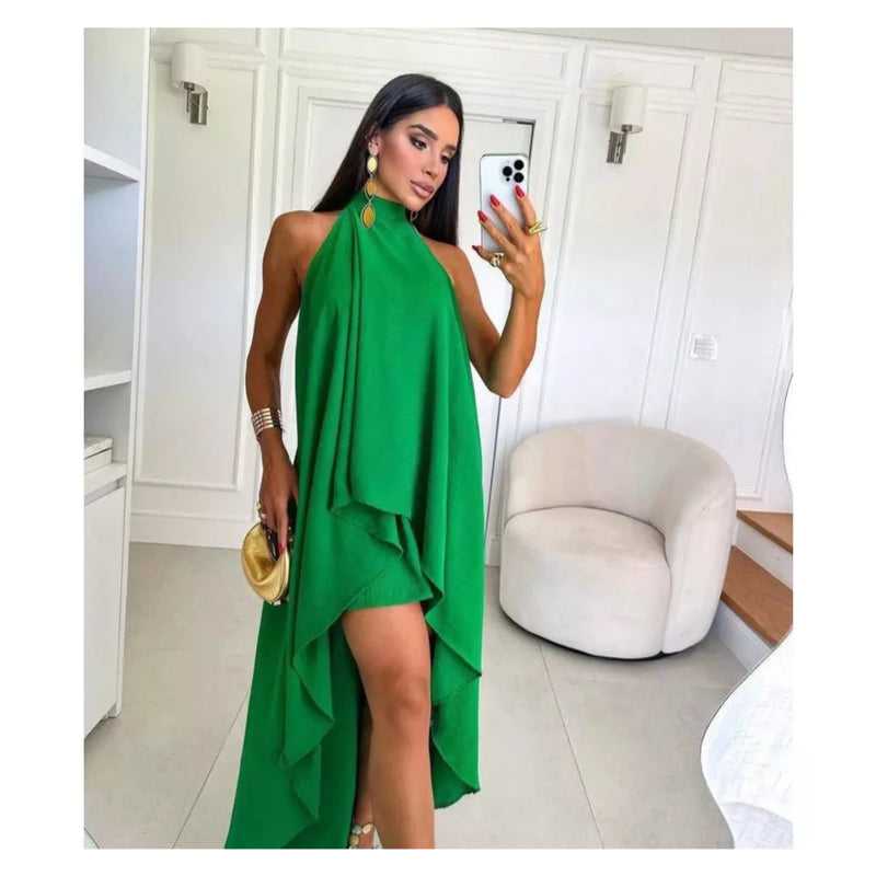 Vestido Laise alongado com babados e com amarração em pescoço.