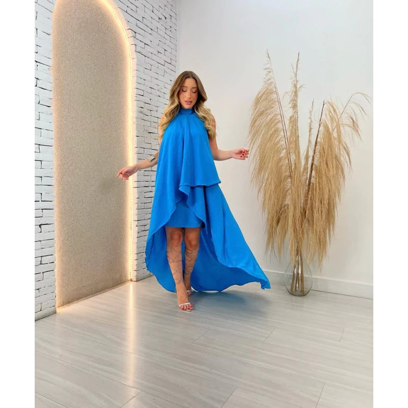 Vestido Laise alongado com babados e com amarração em pescoço.