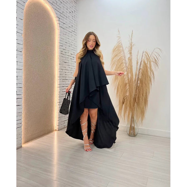Vestido Laise alongado com babados e com amarração em pescoço.